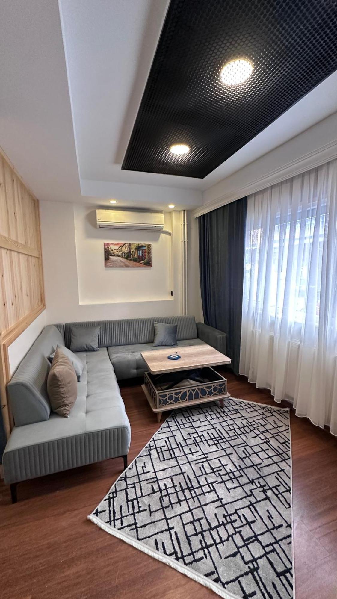 Apartament Golden Wood *